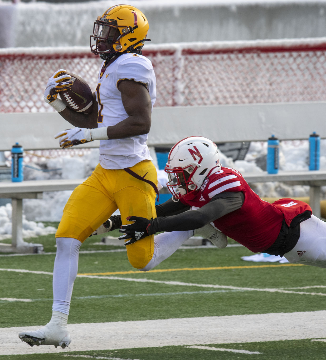 Minnesota vs. Nebraska, 12.12